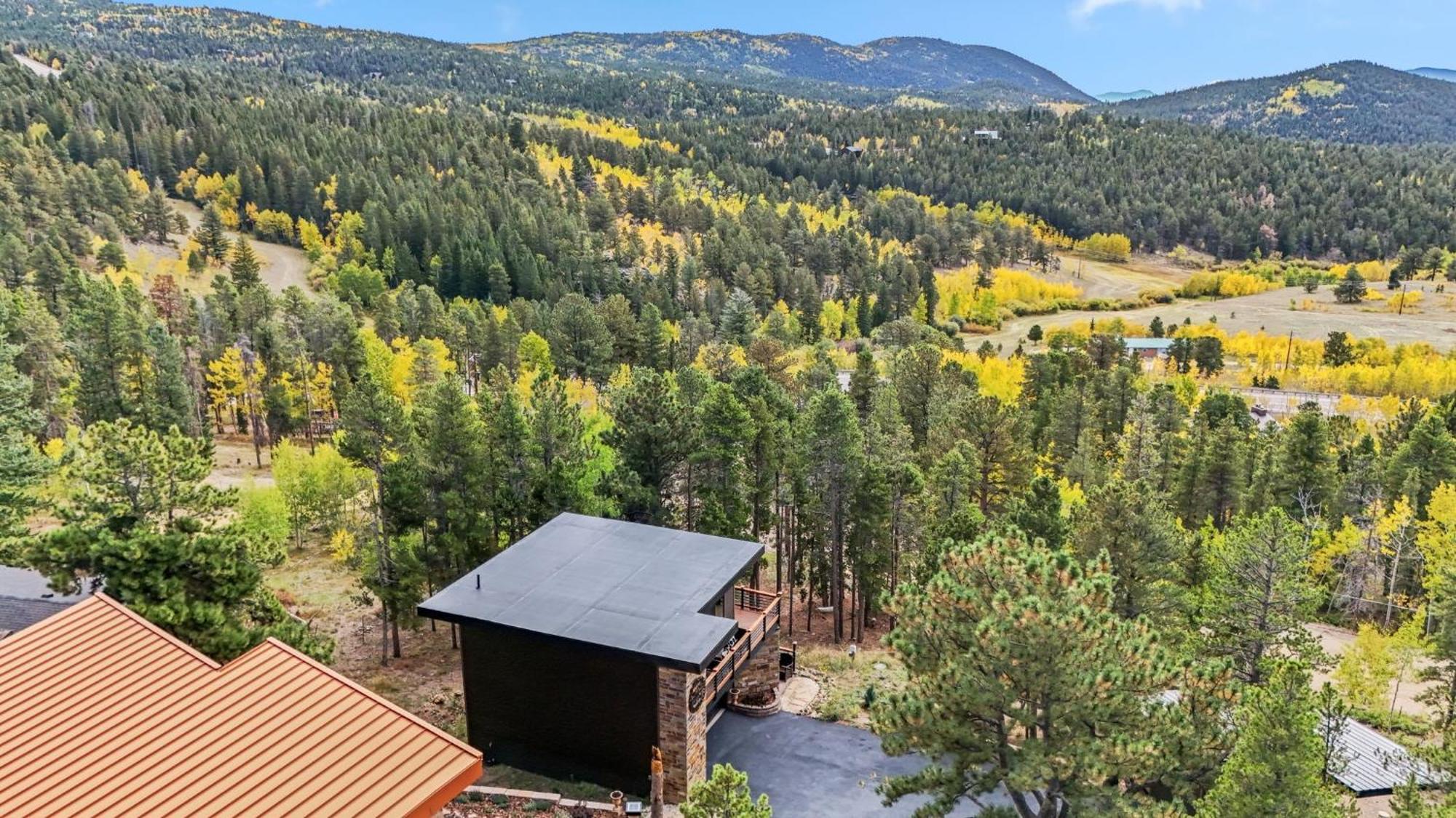 Treehouse 1Br With Hot Tub Home Black Hawk Exterior foto