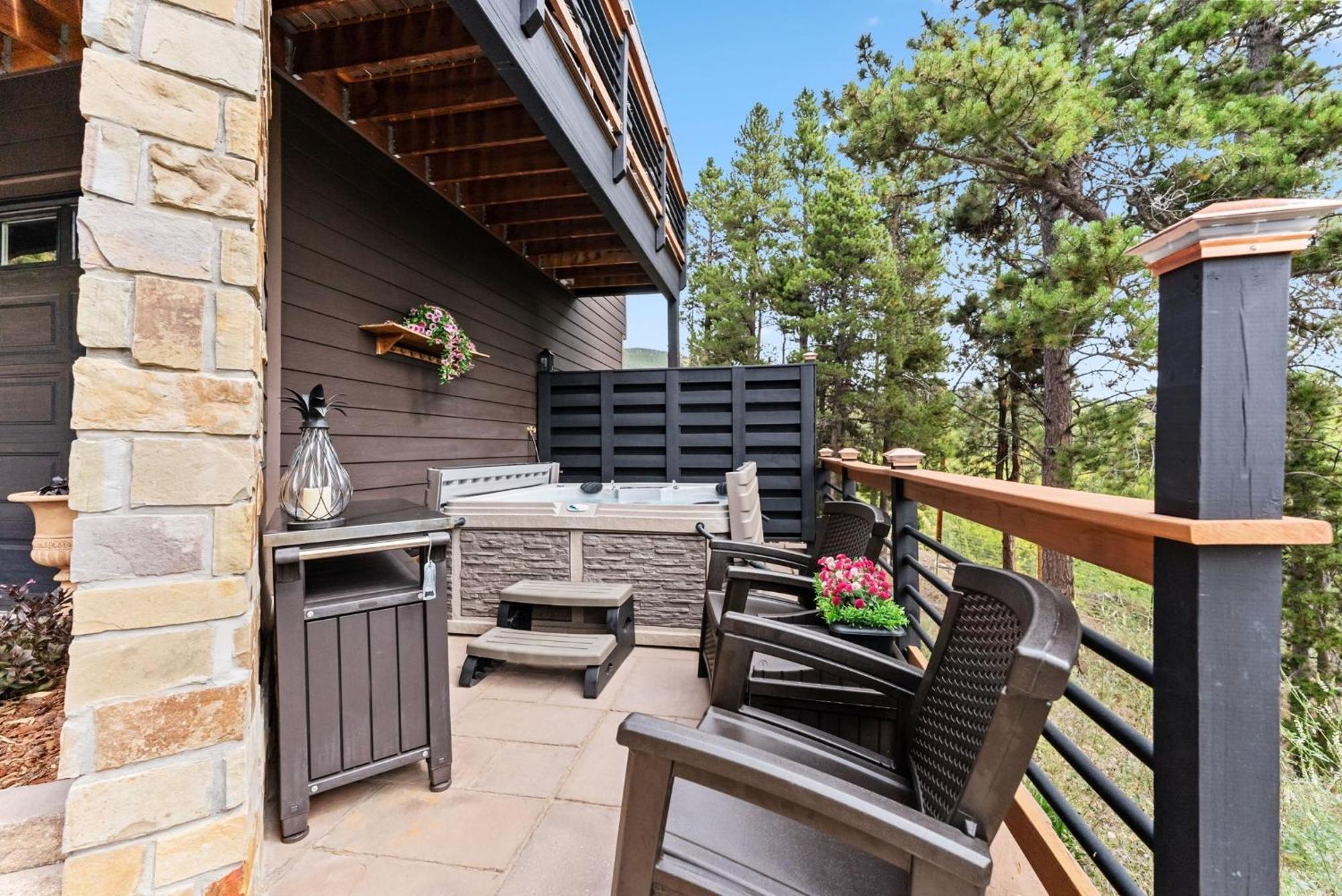 Treehouse 1Br With Hot Tub Home Black Hawk Exterior foto