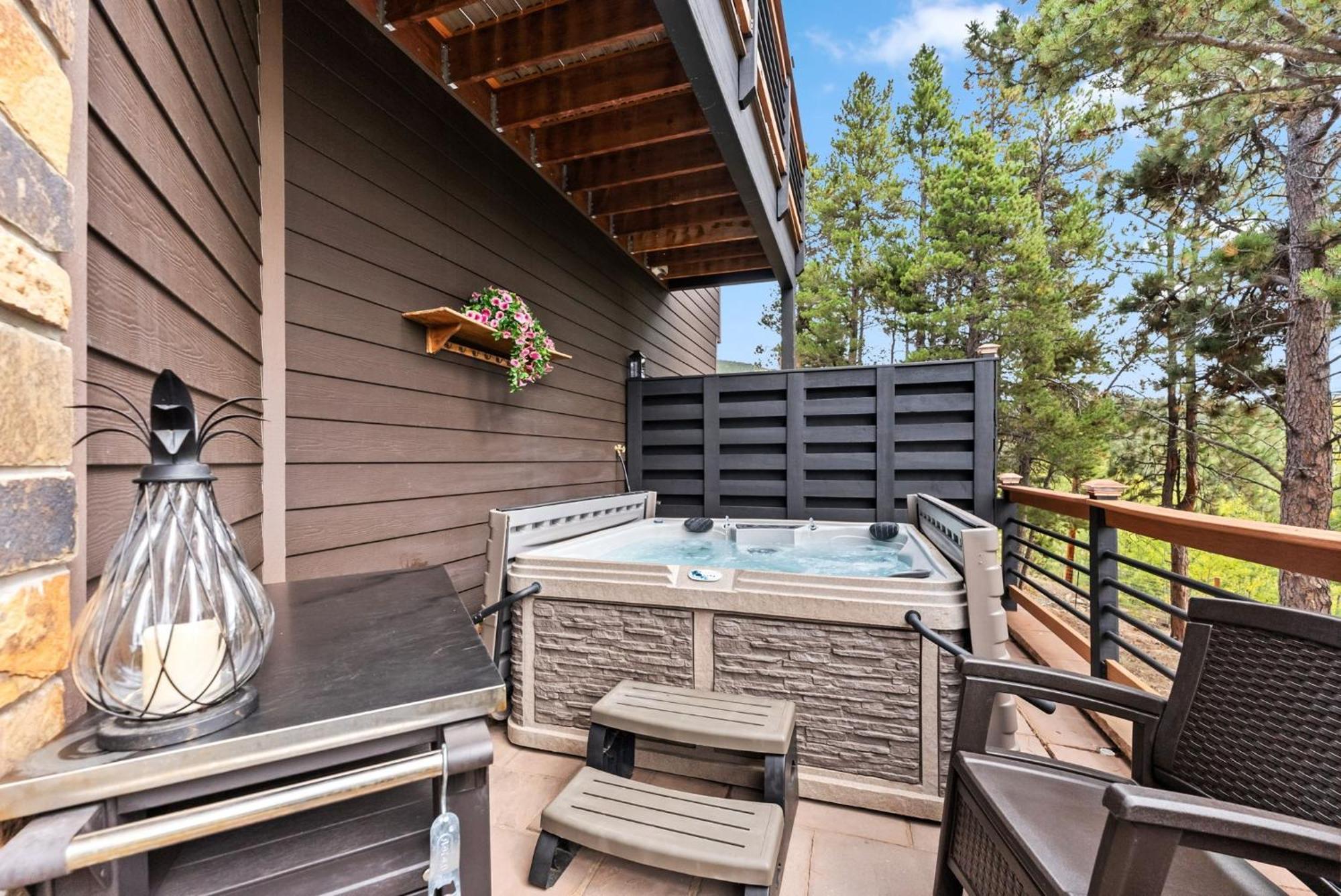 Treehouse 1Br With Hot Tub Home Black Hawk Exterior foto