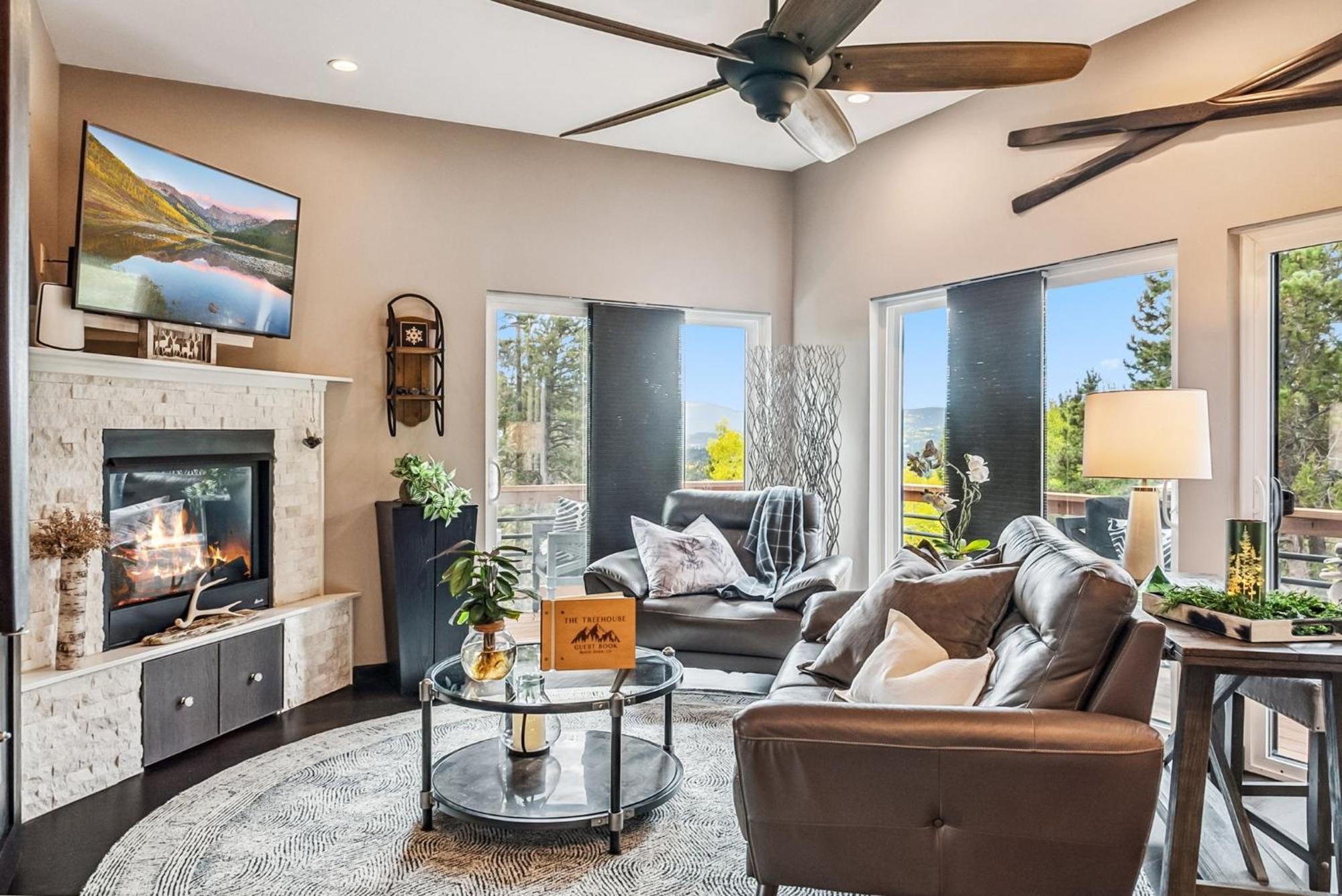 Treehouse 1Br With Hot Tub Home Black Hawk Exterior foto